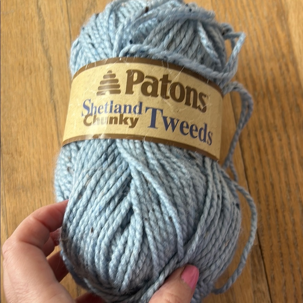 Patons Shetland Chunky Tweeds Yarn in Light Blue